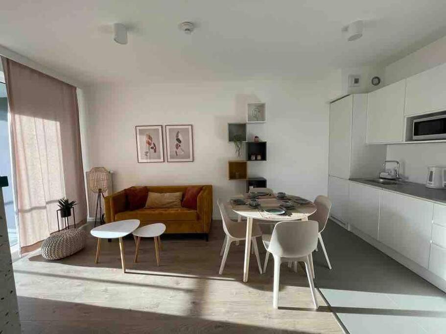 Апартаменты Modern Tower Apartament Гдыня Экстерьер фото